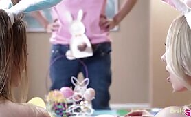Bratty Sis - Easter Crafting With Stepsis Goes Wrong - S22:E5
