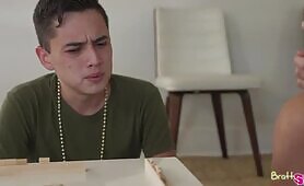 Bratty Sis - Cum Play With Me - S21:E2
