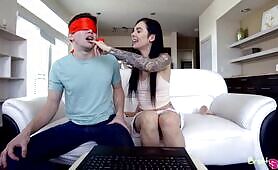 Bratty Sis - Touch My Body Challenge - S5:E7
