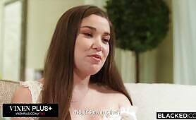 BLACKED - Thick Baddie Chloe Lapiedra Ditches Boyfriend for a Real Man's BBC