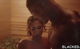 BLACKED - Gorgeous Influencer Gianna Devours his BBC at Gym